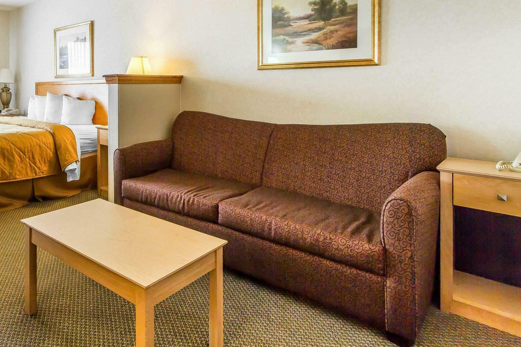 Quality Inn & Suites Lodi I-90 Εξωτερικό φωτογραφία